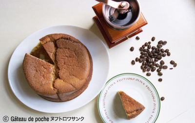 カフェ　スフレチーズケーキ